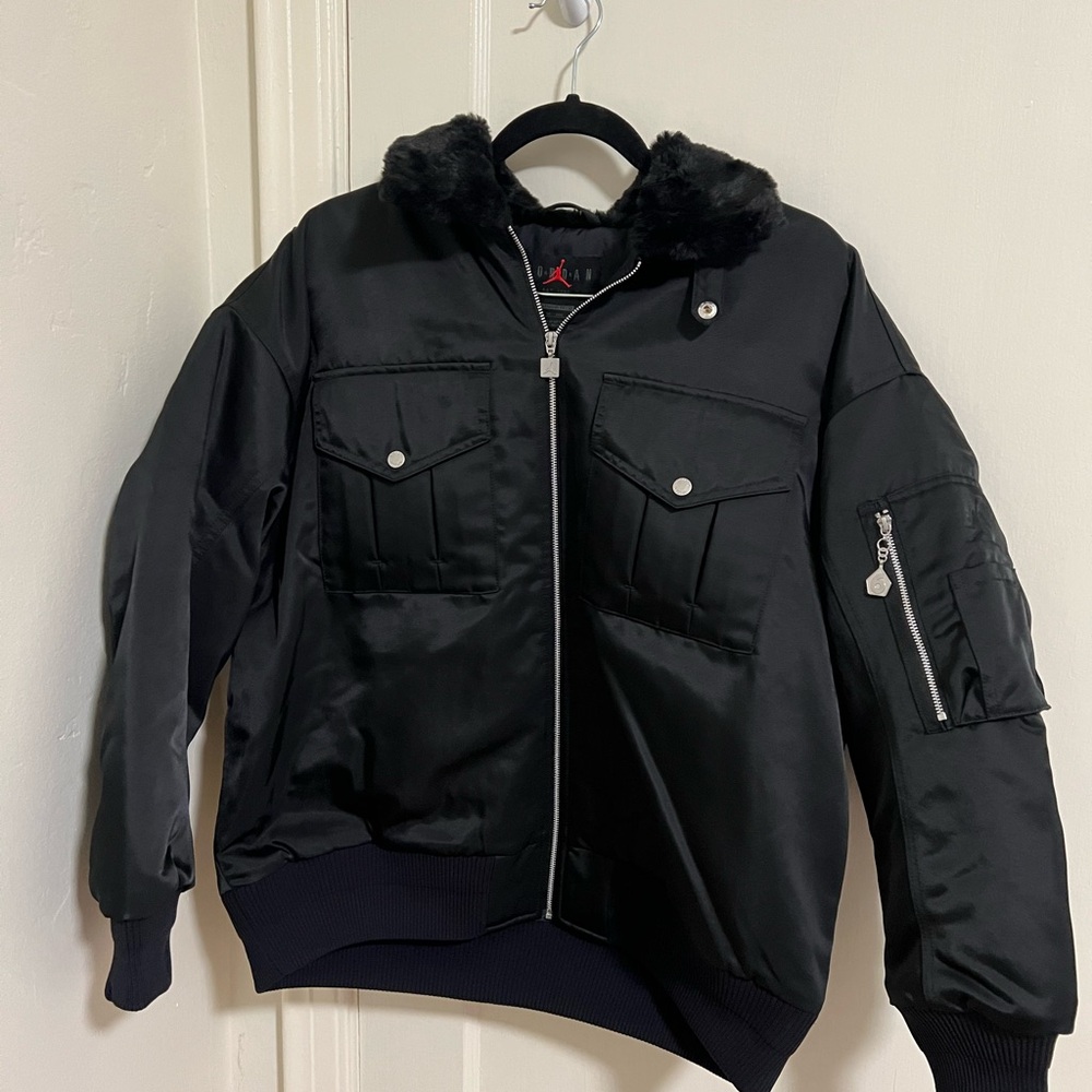 Women’s Nike Air Jordan Bomber Jacket. Size XS.